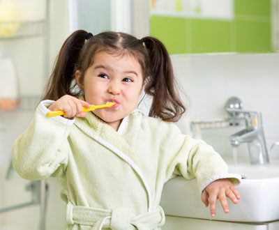 Cómo y Cuándo Cepillarse los Dientes
